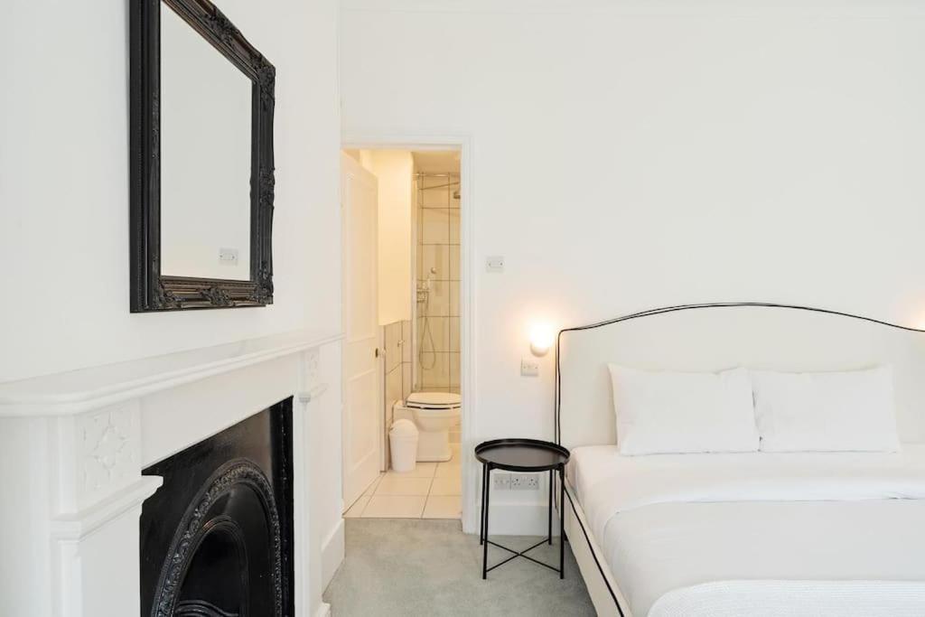 Beautiful Two Bedroom Maisonette In The Heart Of Chelsea Londra Dış mekan fotoğraf